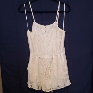 🟠🟠🟠NWT Zara Lace Romper